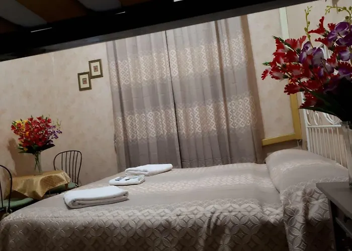 Renting Rooms Rome